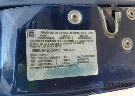 1999 Chevrolet Suburban 1500 Lt from USA, damaged, VIN 3GNEC16R0XG228425